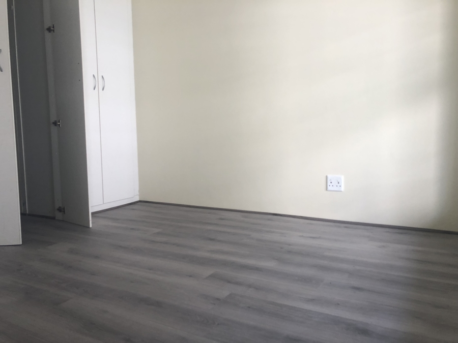 To Let 2 Bedroom Property for Rent in Burgundy Estate Western Cape